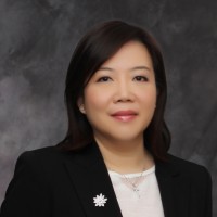 Dr. Eva Sum 